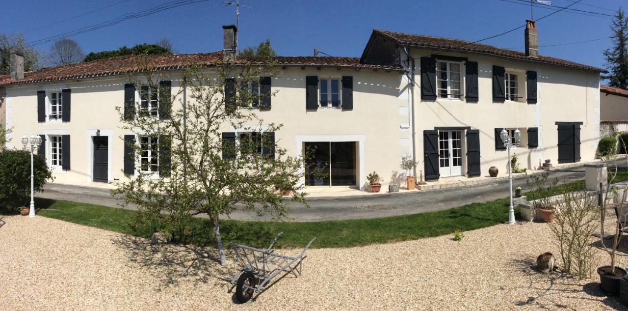 Bed and Breakfast Montismaurelli Montmoreau Exterior foto
